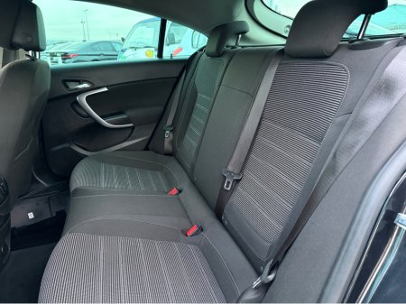 2014 Vauxhall Insignia 2.0 CDTI ECOFLEX SRI S/S 163PS 5DR €4,950 thumbnail