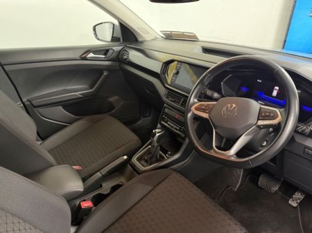 2023 Volkswagen T-Cross Life 1.0 TSI D7F 110HP 5DR AUT €25,777 thumbnail