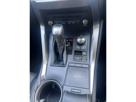 2018 Lexus NX 300 h - thumbnail 13