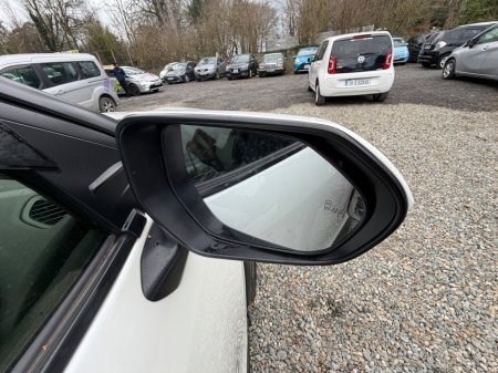 2022 Toyota Yaris Cross - thumbnail 18