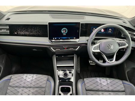 2025 Volkswagen Tiguan Tiguan R-Line 272Bhp 1.5Tsi Phev eHybrid DSG 19.7 kWh Auto €52,995