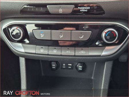 2019 Hyundai i30 - thumbnail 13