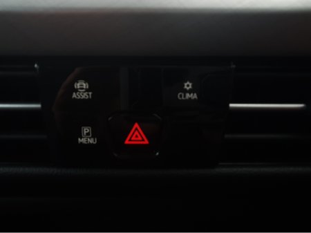 2023 Volkswagen Golf 1.0 eTSI MHE MHEV 110HP €24,995 thumbnail