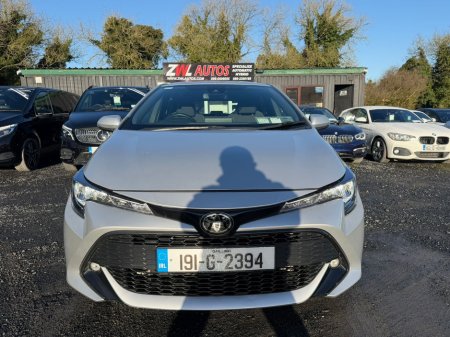 2019 Toyota Corolla - thumbnail 3