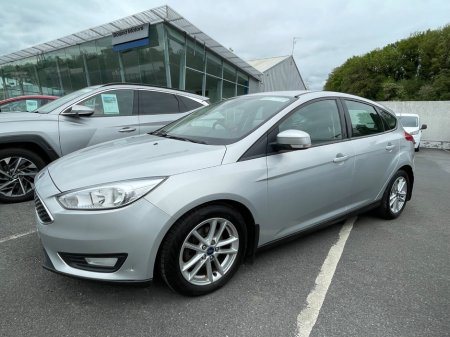 2016 Ford Focus - photo 2