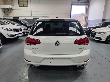 2018 Volkswagen Golf Highline €18,950 thumbnail