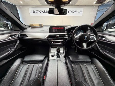 2019 BMW 5 Series - thumbnail 30