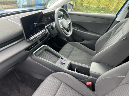 2026 Volkswagen T-Roc - thumbnail 2