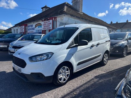 2021 Ford Transit Courier 1.5 TD 75PS M6 2DR €10,950
