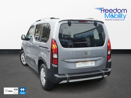 2021 Peugeot Rifter Lowered Floor Wheelchair Acess €20,995