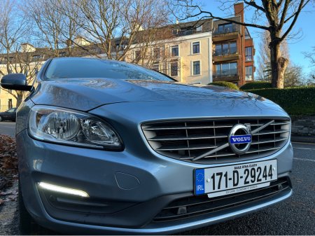 2017 Volvo S60 SE AUTOMATIC LEATHER INTERIOR PARKING CAMERA €11,995
