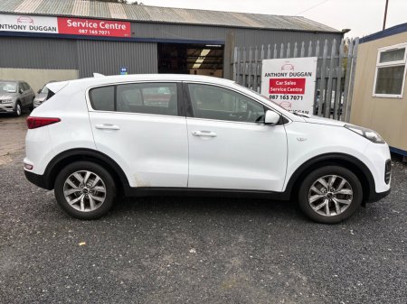 2016 Kia Sportage 1.7 D LX €10,950 thumbnail