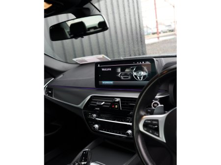 2021 BMW 5 Series - thumbnail 9