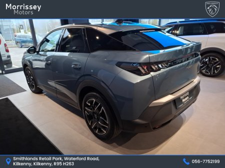 2024 Peugeot 2008 ALLURE 1.2 €36,950 thumbnail