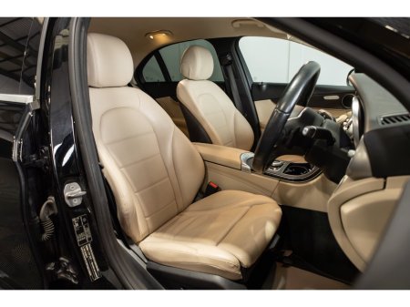 2019 Mercedes-Benz C Class - thumbnail 10