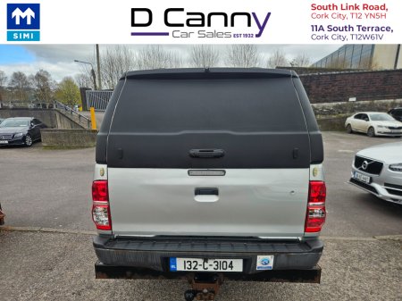 2013 Toyota Hilux - thumbnail 8