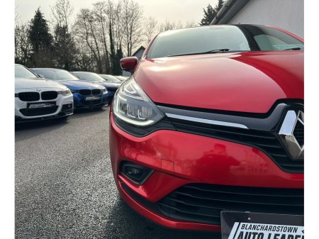 2019 Renault Clio - thumbnail 12