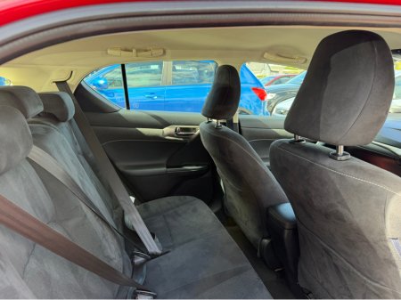 2015 Lexus CT 200 h - thumbnail 5