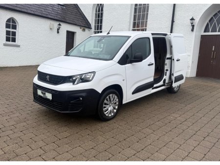 2022 Peugeot Partner 1.5 BLUE HDI 100 LONG BODY 6.2 €13,750 thumbnail