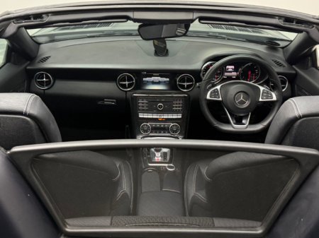 2016 Mercedes-Benz SLC 250D 2.1 AMG LINE CONVERTIBLE €21,990 thumbnail