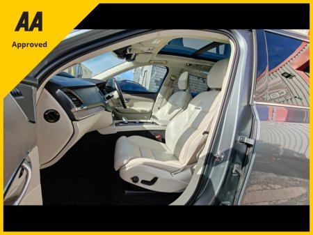 2019 Volvo XC90 - thumbnail 18