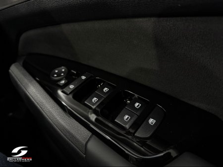 2023 Kia Sportage (231)  GT-LINE PHEV 4X4 €36,995 thumbnail