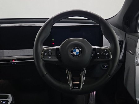 2025 BMW iX - thumbnail 5