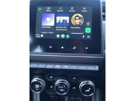 2022 Renault Zoe Iconic Rapid Charge 50Kwh R135, Long Range, Full Renault History €14,950 thumbnail