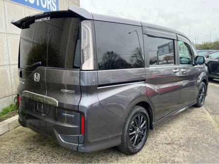 2019 Honda Stepwagon - thumbnail 5