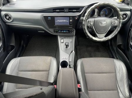 2016 Toyota Auris - thumbnail 9