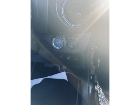 2017 Toyota Vitz  €12,250 thumbnail