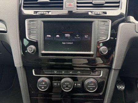 2016 Volkswagen Golf - thumbnail 19