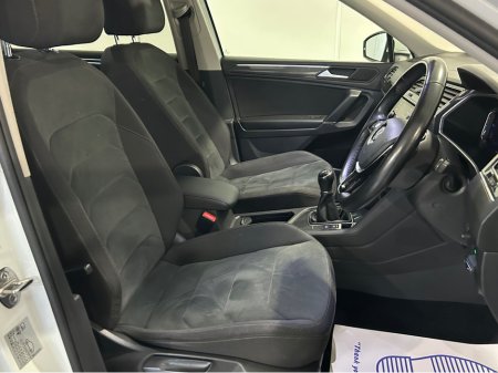 2020 Volkswagen Tiguan Allspace A7 HIGHLINE 2.0 TDI ALLSPACE MANUAL 6SPEED FWD 150 5DR €34,900 thumbnail