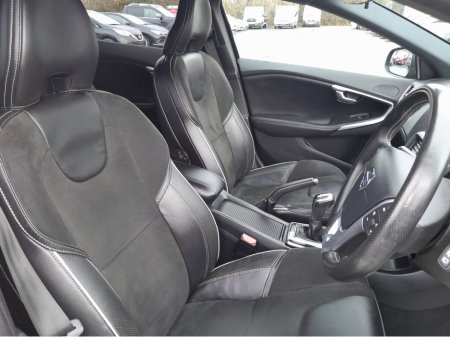 2016 Volvo V40 D2 R-DESIGN ED 5DR thumbnail