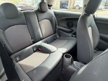 2016 MINI Hatch - thumbnail 18