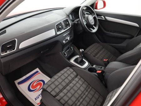 2016 Audi Q3 - thumbnail 14