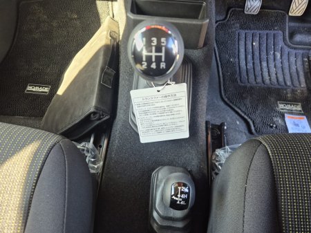 2025 Suzuki Jimny - photo 6