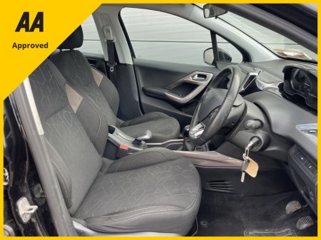 2015 Peugeot 2008 - thumbnail 3