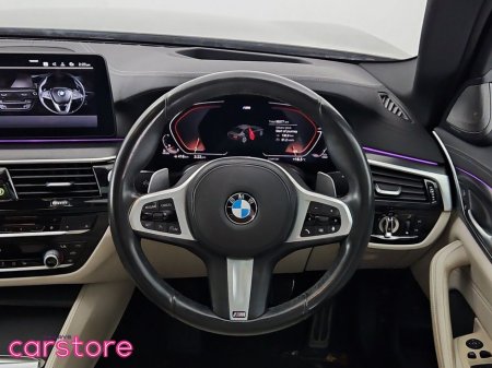 2021 BMW 5 Series - photo 21