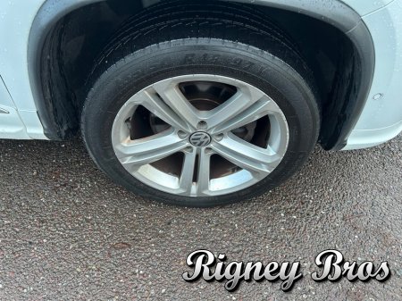 2016 Volkswagen Tiguan - thumbnail 19