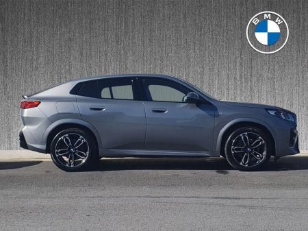 2025 BMW iX2 - thumbnail 3