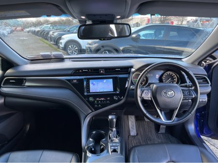 2019 Toyota Camry WS HYBRID AUTOMATIC 2.5 PETROL //HALF LEATHER SEATS//ELECTRIC DRIVERS SEAT//KEYLESS ENTRY//ADAPTIVE CRUISE CONTROL//REVERSE CAMERA// €25,950 thumbnail