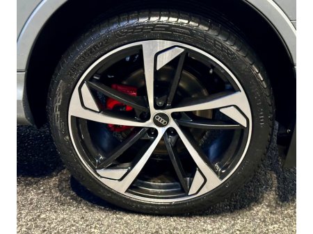 2024 Audi Q7 45 TDI 231 Q TIP S LINE 4DR €99,950 thumbnail