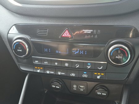 2017 Hyundai Tucson - thumbnail 28