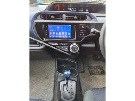 2016 Toyota Aqua - thumbnail 10