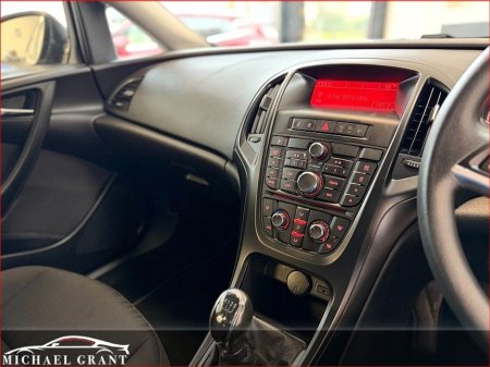 2015 Opel Astra - thumbnail 26