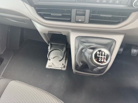 2025 Volkswagen Transporter  €33,495 thumbnail