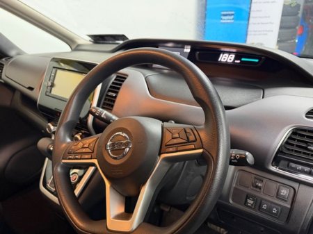 2018 Nissan Serena 2018 Nissan Serena 2.0 Hybrid 7 Seats €24,777 thumbnail