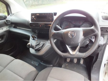 2019 Vauxhall Combo - thumbnail 9