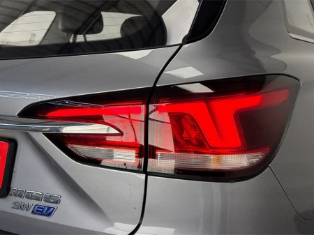 2022 MG 5 EXCLUSIVE**HEATED LEATHER SEATS**SEMI DIGITAL DASH**TOUCHSCREEN INFOTAINMENT**APPLE CAR PLAY**MULTIFUNCTIONAL STEERING WHEEL**CRUISE CONTROL**REVERSE CAMERA**PARKING SENSORS**KEYLESS START**ISOFIX** €18,995 thumbnail